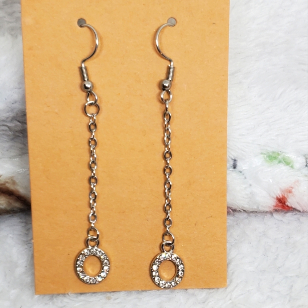7/$10 O Initial Earrings, New